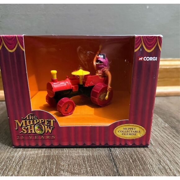 Muppet Show 25 Years Animal on Tractor 2002 Collectable Figurine Corgi New - Picture 2 of 8